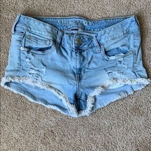 American Eagle - white fringe shorts
